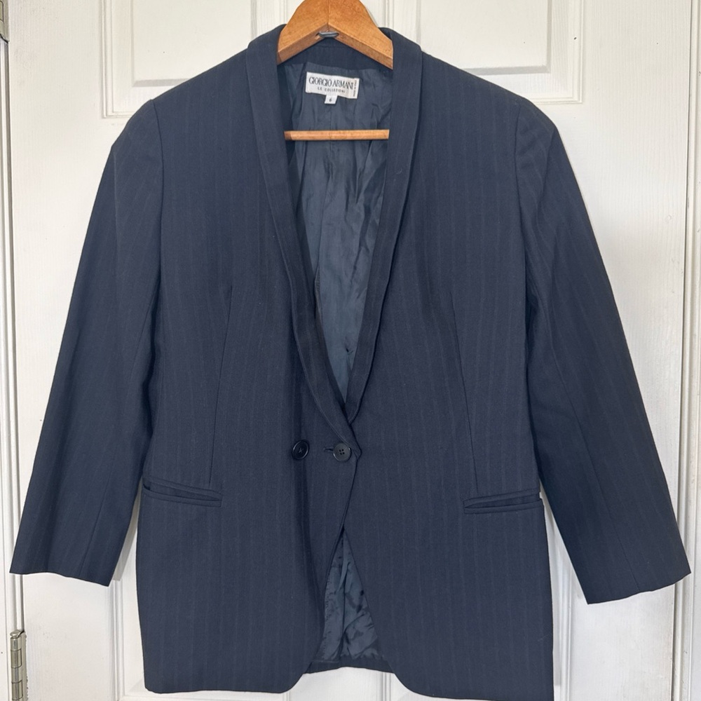 Vintage ARMANI COLLEZIONI Women’s Navy Blazer Size 6 Made In Italy